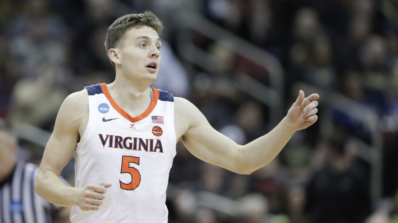 开云体育下载-直播吧：山西男篮签下曾宣布退役的19年MOP&amp;NBA55号秀凯尔·盖伊