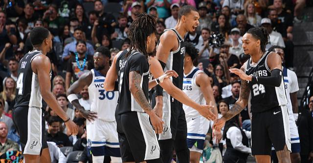 开云体育-卡斯尔:文班没被G4驱逐影响心态 他打好时我们很难输